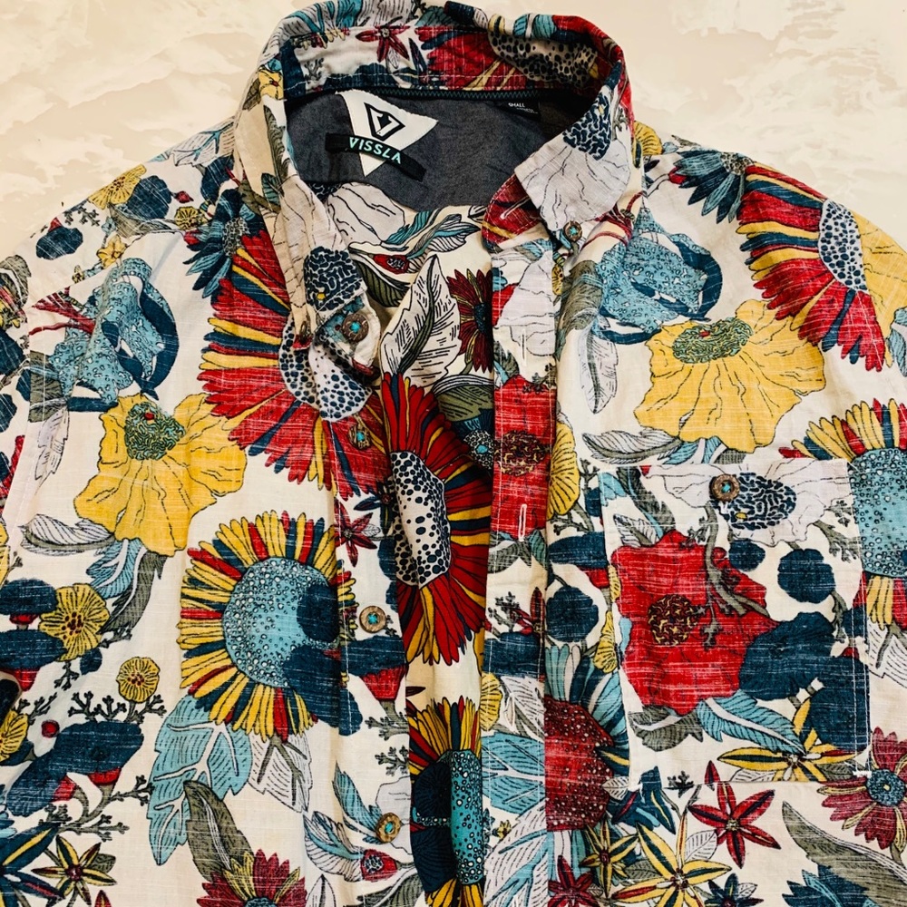 Vissla button up